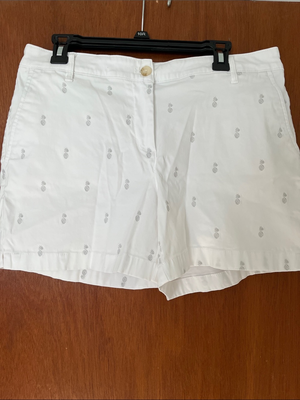 Tommy Bahama White Pineapple Embroidered Cotton Shorts